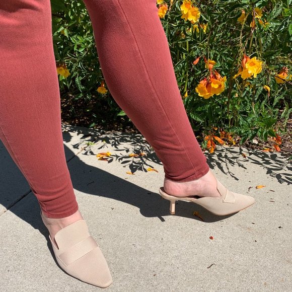 ⚠️ Last chance item (24hrs) Tan low heel pointed Shoes US 9 URO 40 Cuccoo - Picture 4 of 11